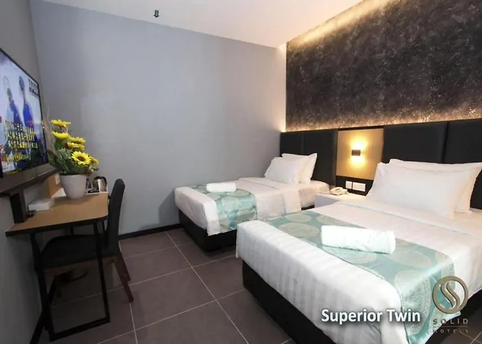Solid Hotels