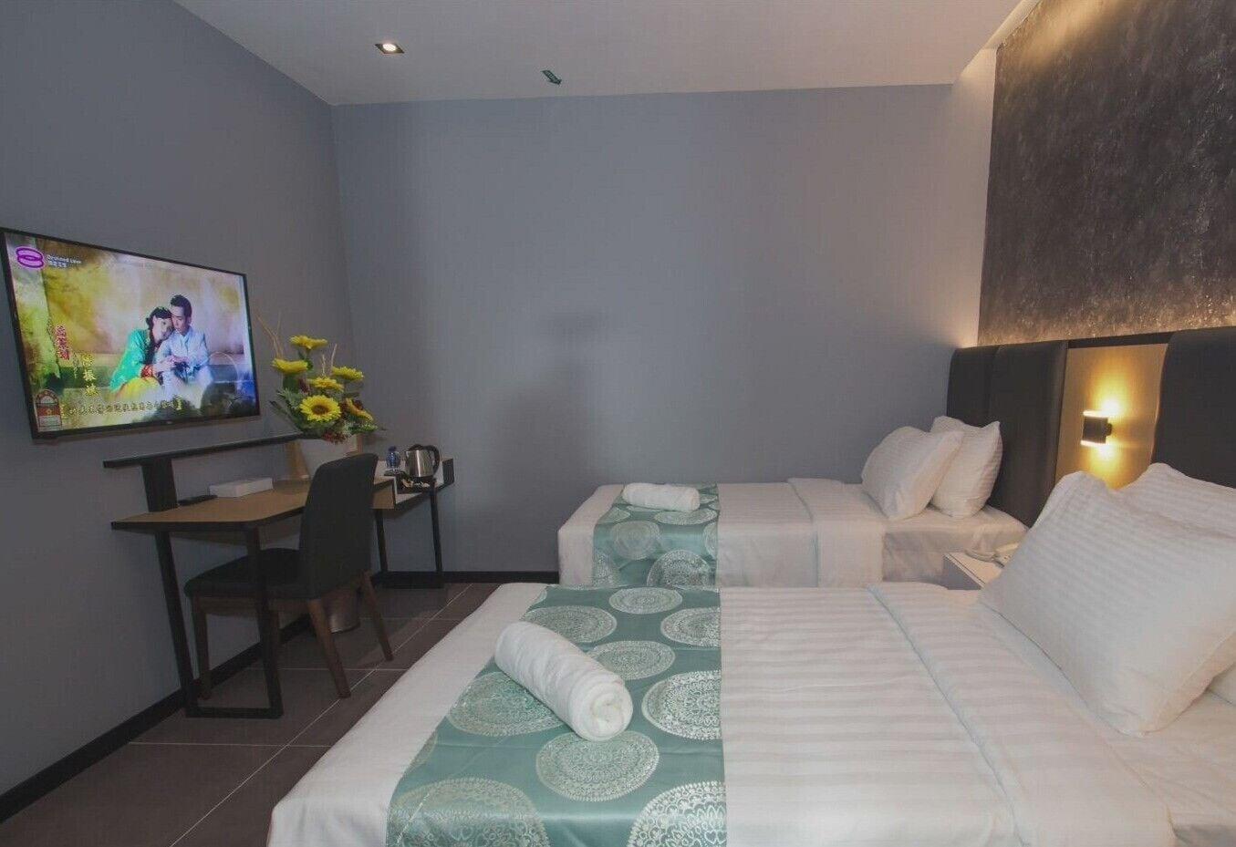 Solid Hotel 2*